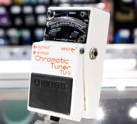 BOSS - Chromatic Tuner 2